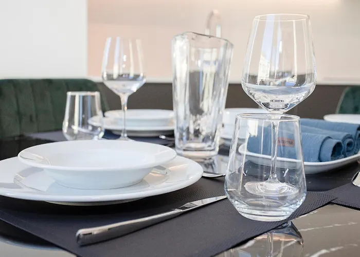 Liiiving In Porto-modern & Glam Rooftop