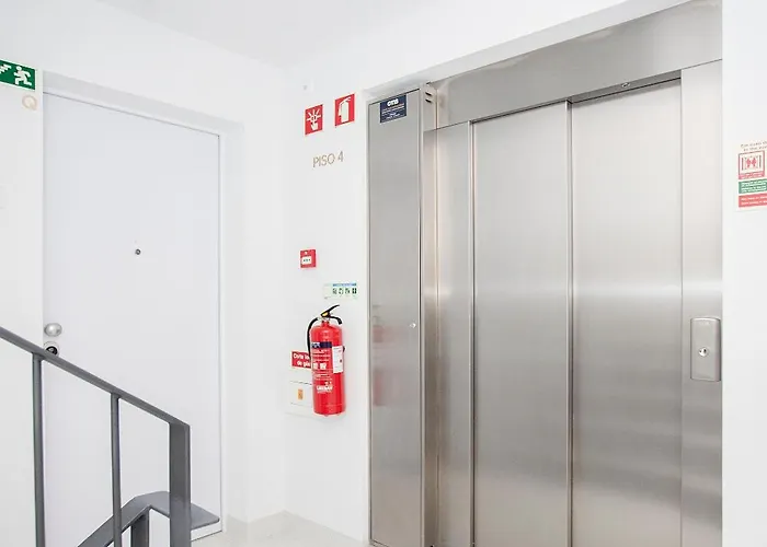 Liiiving In Porto-modern & Glam Rooftop Apartman