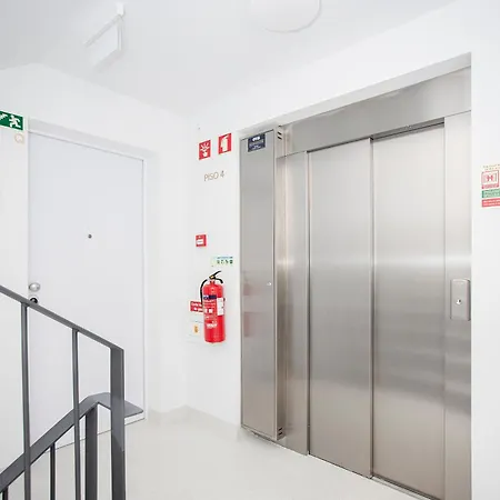 Liiiving In Porto-modern & Glam Rooftop Apartament