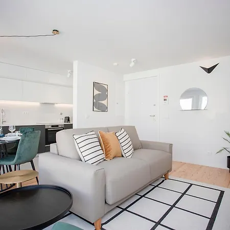Apartment Liiiving In Porto-modern & Glam Rooftop Porto