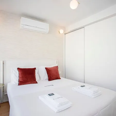아파트 Liiiving In Porto-modern & Glam Rooftop 포르투