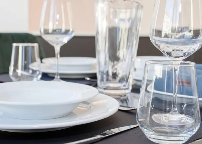 Liiiving In Porto-modern & Glam Rooftop Πόρτο