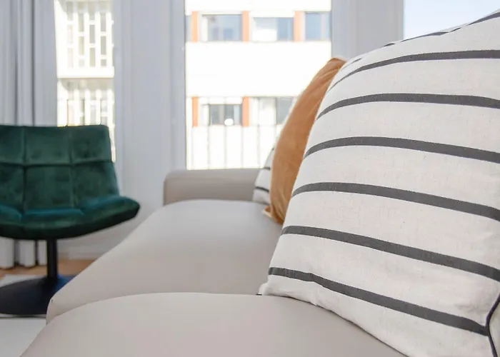 Liiiving In Porto-modern & Glam Rooftop *